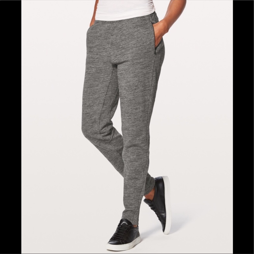 Lululemon Free To Roam Jogger